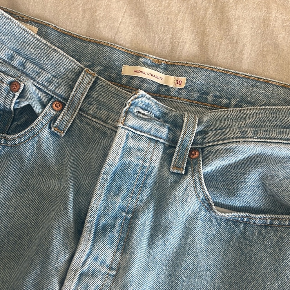 Levi’s wedgie straight high waist
